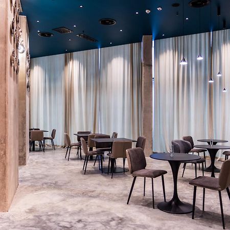 Nova Luxe Hotel & Residences Batumi Esterno foto