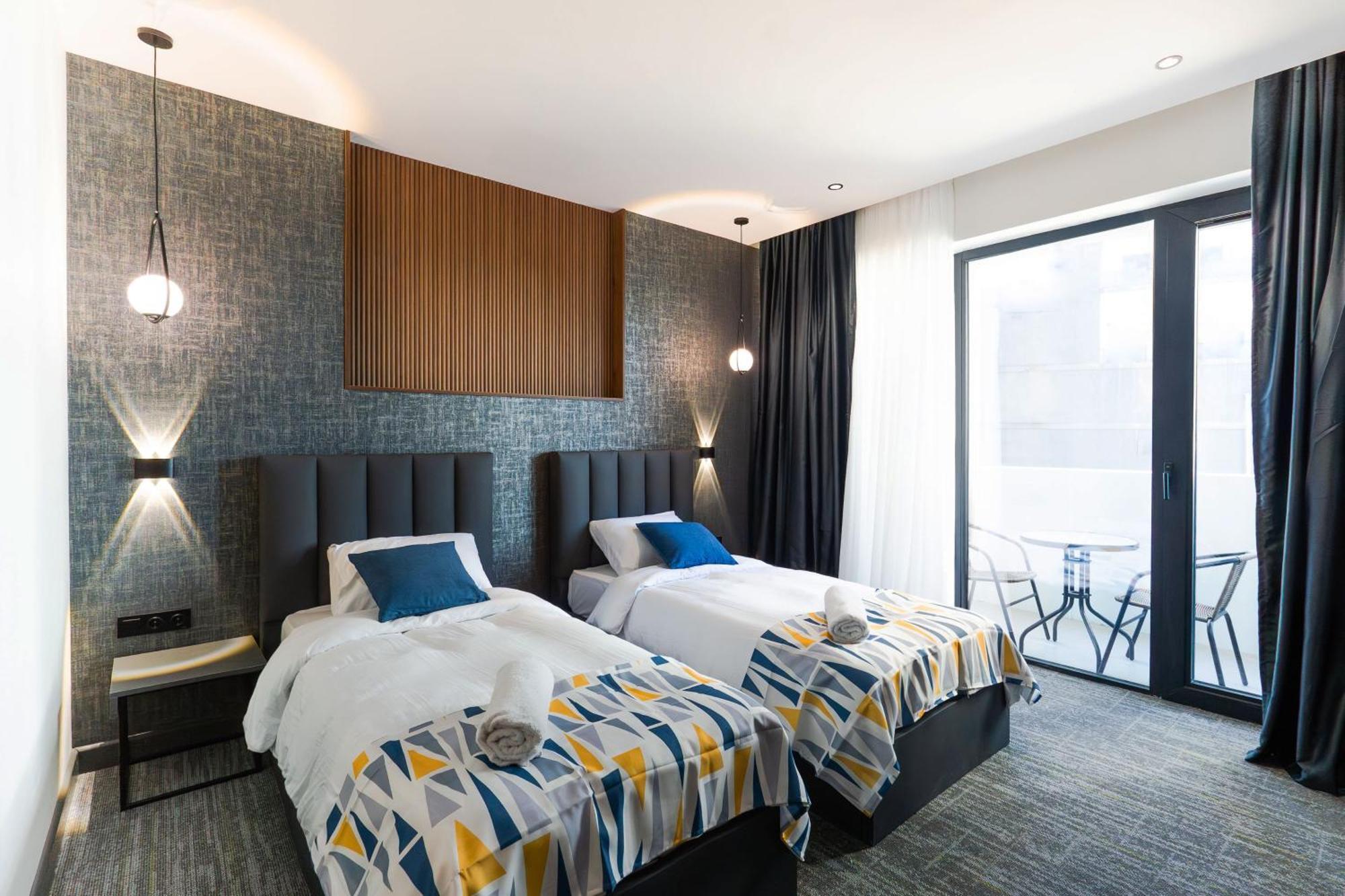 Nova Luxe Hotel & Residences Batumi Esterno foto