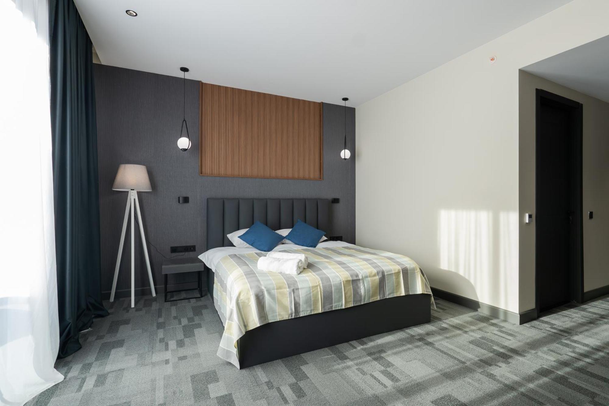 Nova Luxe Hotel & Residences Batumi Esterno foto