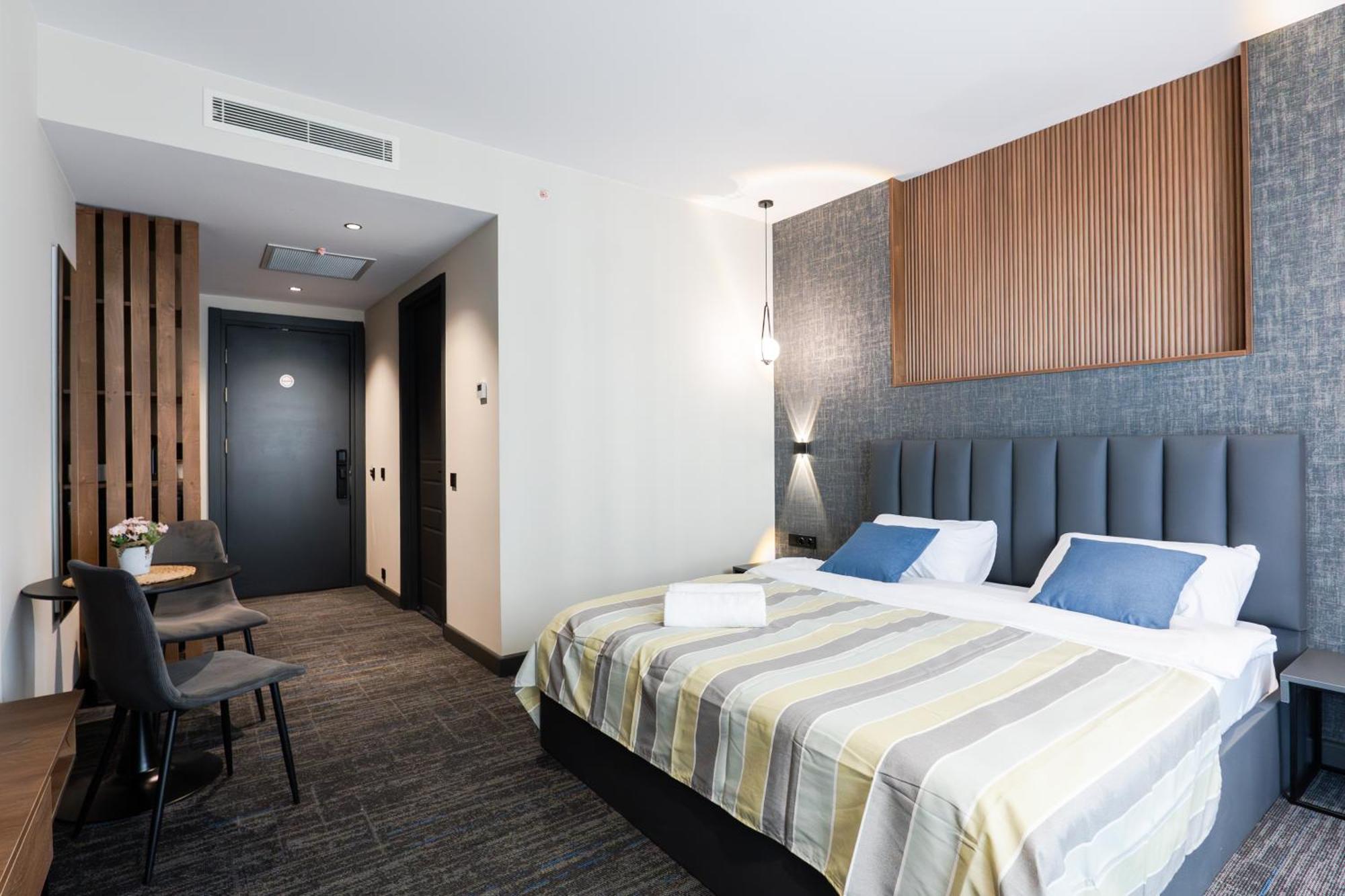 Nova Luxe Hotel & Residences Batumi Esterno foto