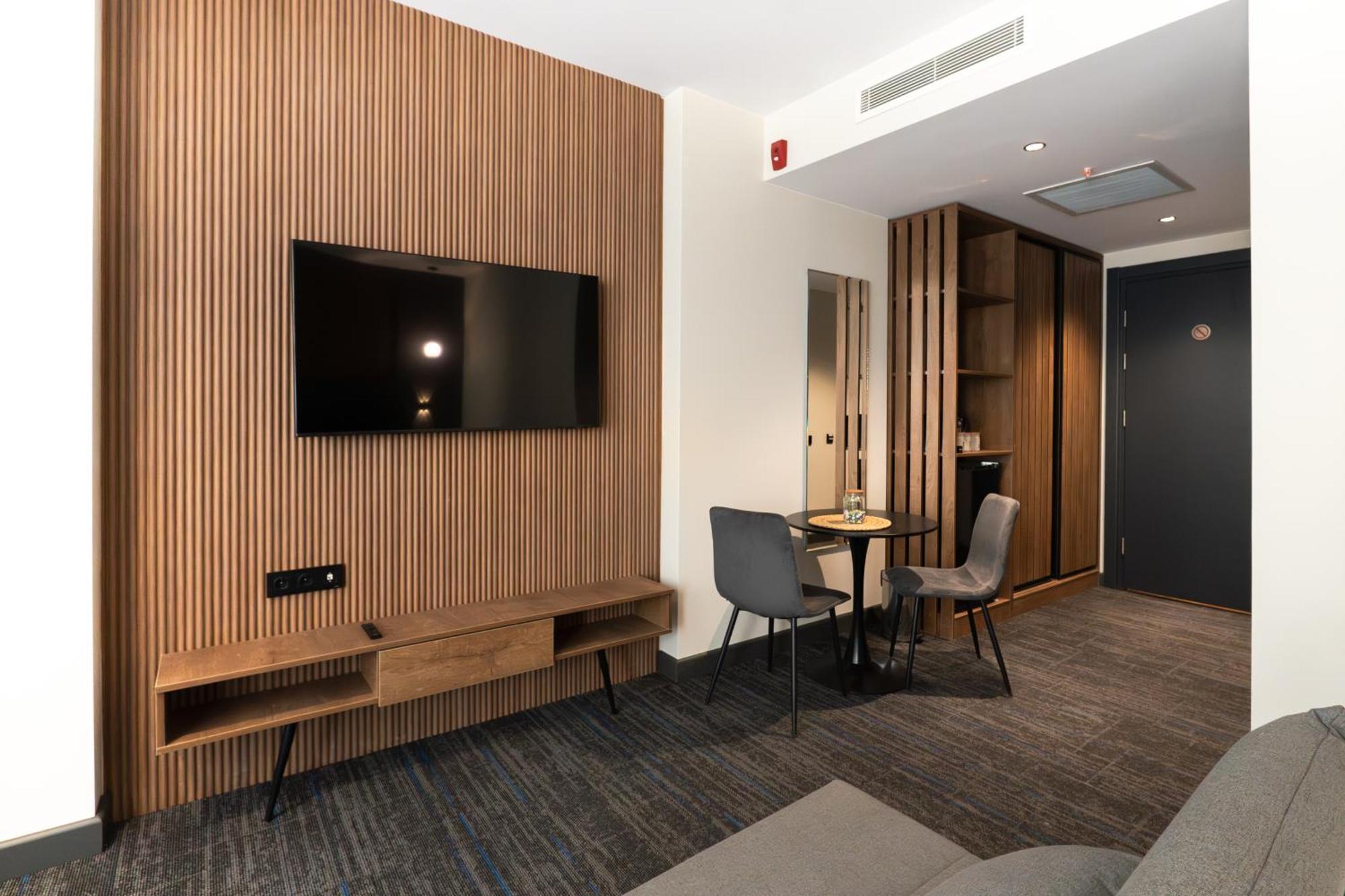 Nova Luxe Hotel & Residences Batumi Esterno foto